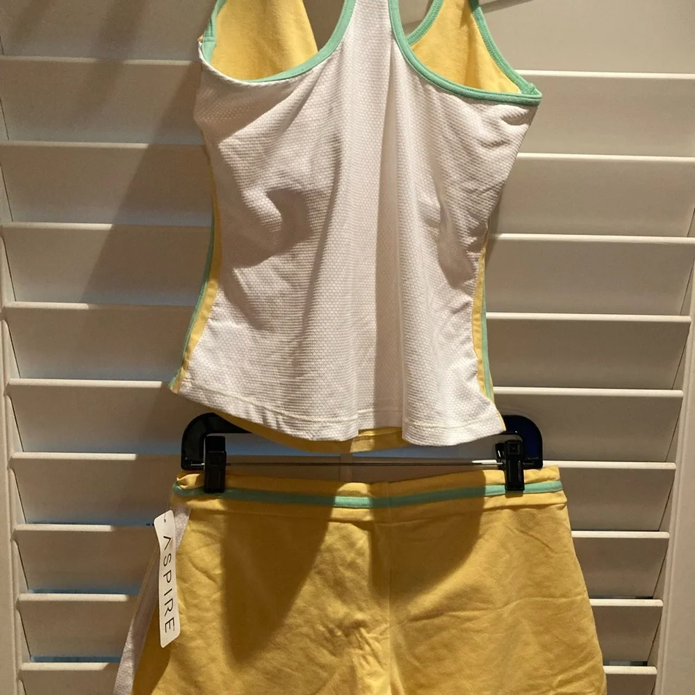 NWT Workout shorts and top and yellow white and mint green - Picture 3 of 7